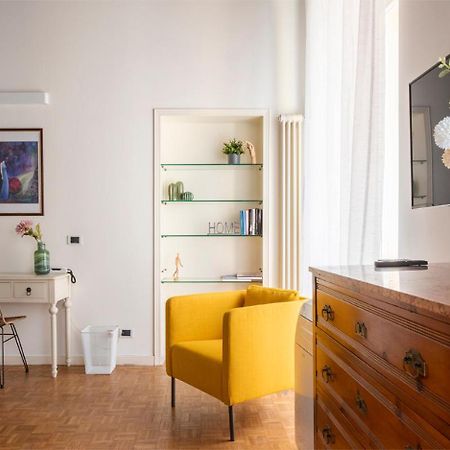 Charming Joivy Flat Next To Duomo Di Como Eksteriør billede